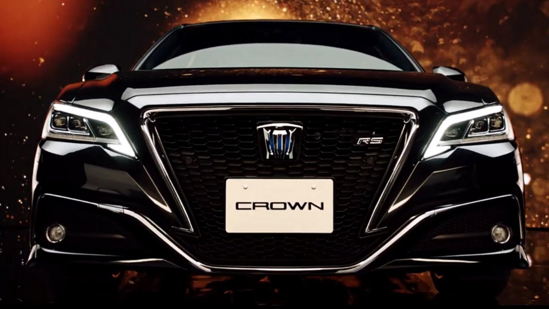 Toyota Crown RS Price and Features in Pakistan October 2023