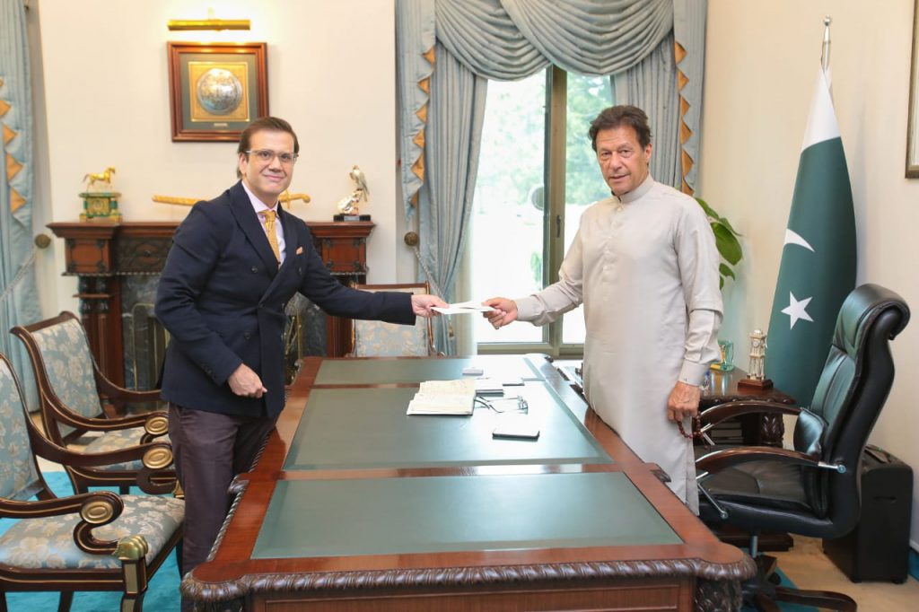 Kasuri Family and Mahmud Ali Kasuri Welfare Trust donate Rs. 20 Million to PM Imran Khan amid corona crisis