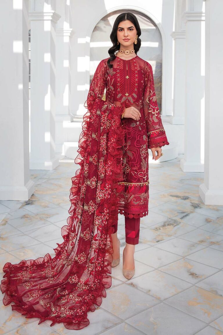 After a successful online launch, GulAhmed Lawn 2022 collection is now in-stores | Hamariweb 