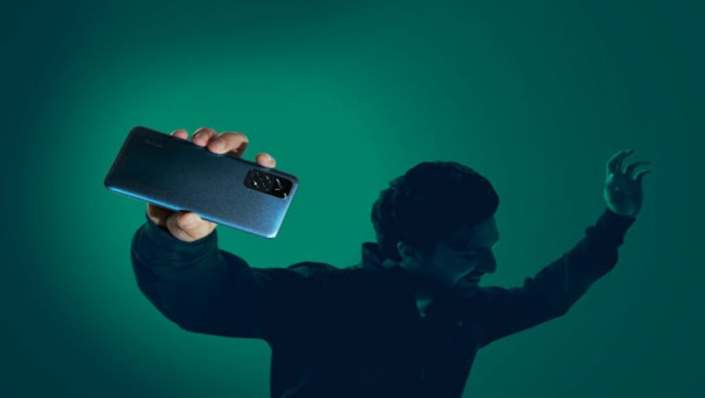 Nation?s heartthrob becomes the new face for XIAOMI Pakistan