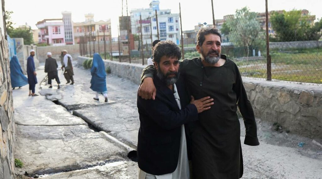 Kabul Mosque bombing killing dozens of worshippers