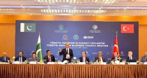 Prime Minister meets leading Turkish businessmen and investors in Ankara