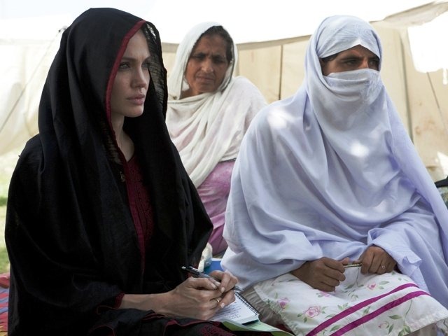 Angelina Jolie to visit the flood affected area in Pakistan