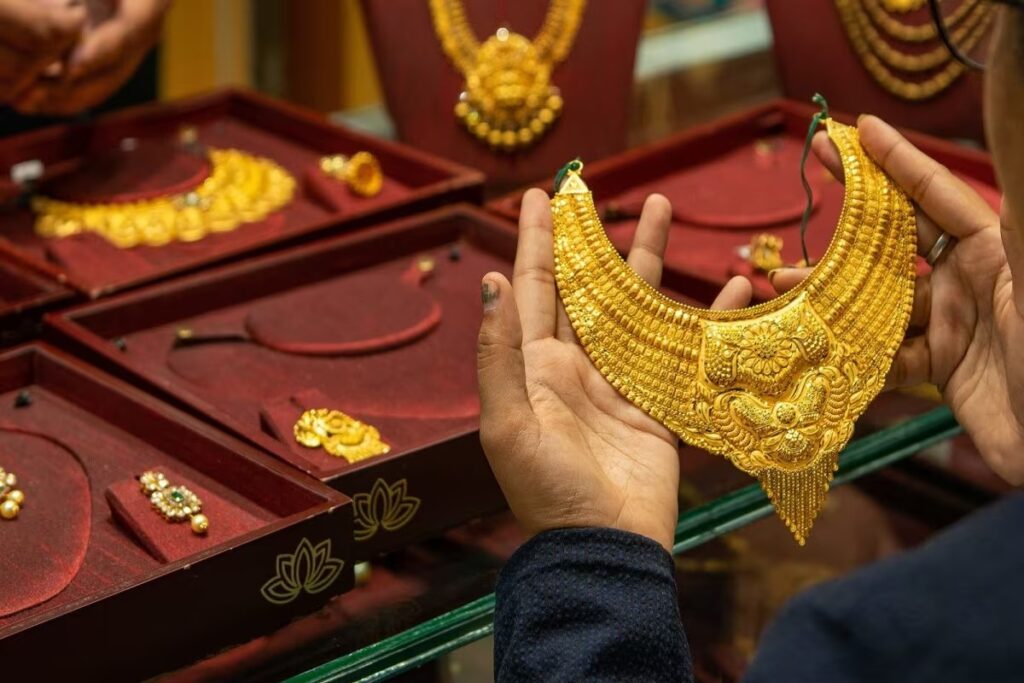 Latest Gold Price in Pakistan: Friday 26 May 2023 Rates Revealed!