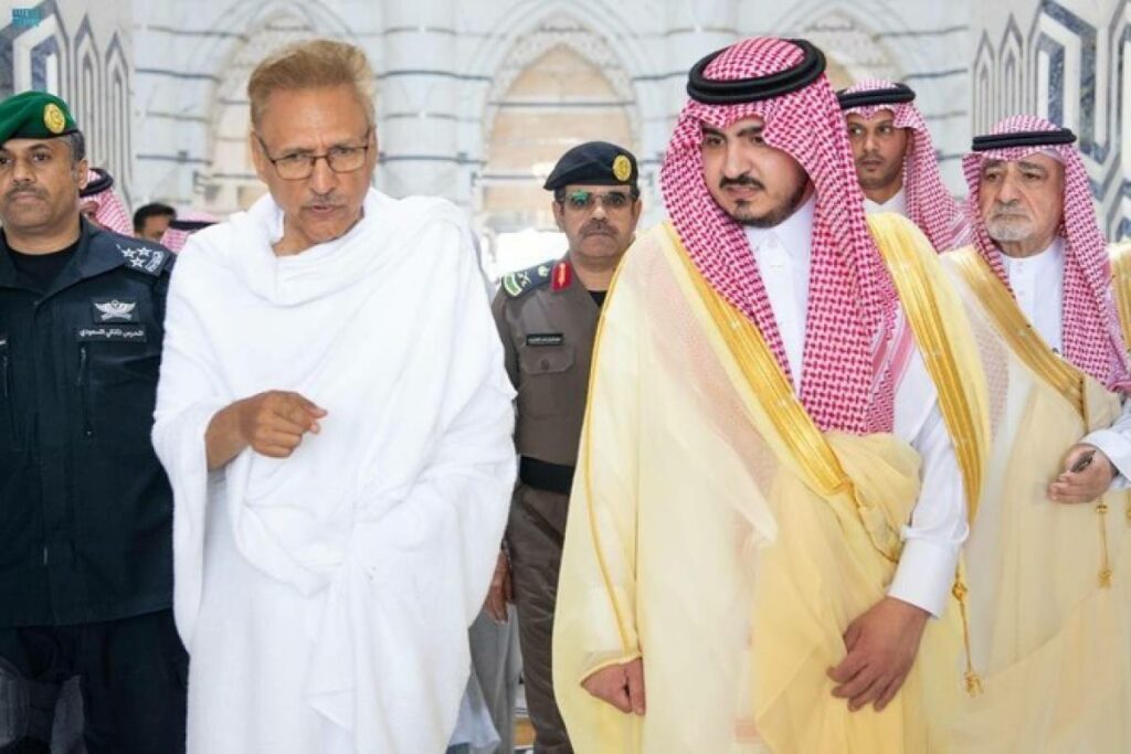 Pakistan’s President Arif Alvi Arrives in Jeddah to Perform Hajj