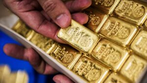 Gold Hits Rs. 352,000 in Pakistan: Goldman Sachs Sees Even Bigger Gains Ahead