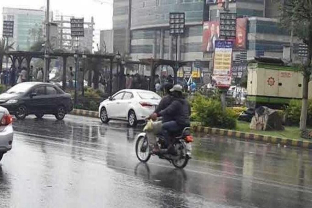Rain in Karachi: Meteorological Department Predicts Varied Weather Patterns