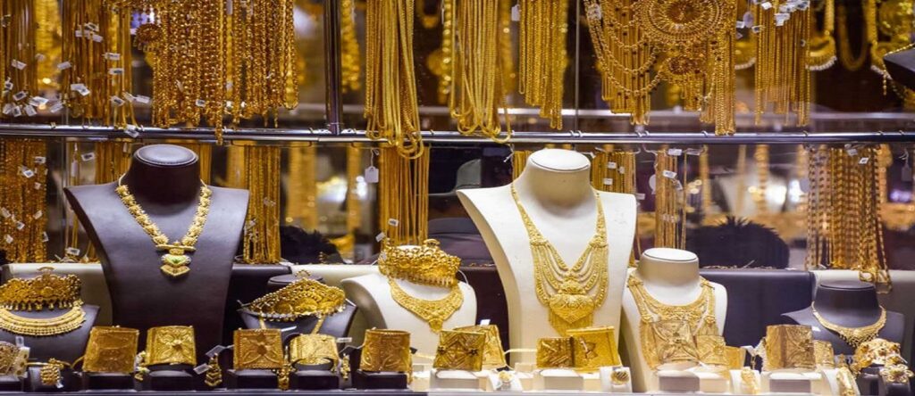 Gold Prices in Pakistan Reach All-Time High of Rs277,900 per Tola