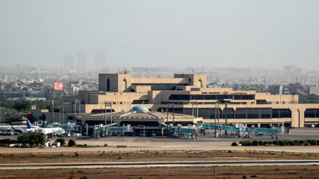 Jinnah International Airport Karachi Bans Smoking and Gutka