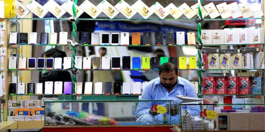 Pakistan Government to Make Smartphones More Affordable Through Installment Plans