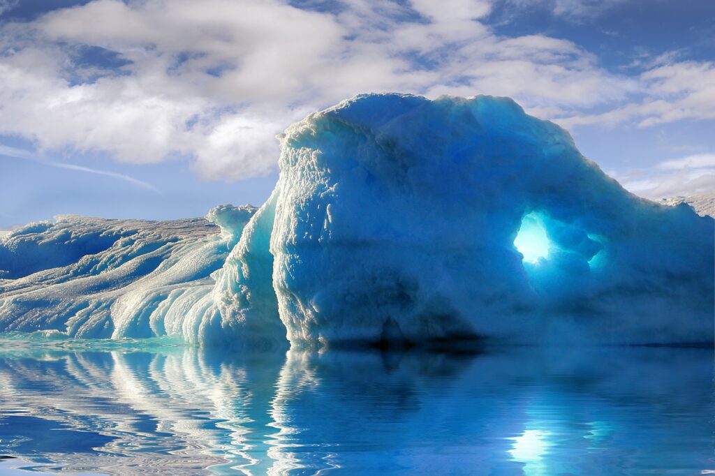 A23a Iceberg: Three Times New York City’s Size, Sailing in Antarctic Ocean