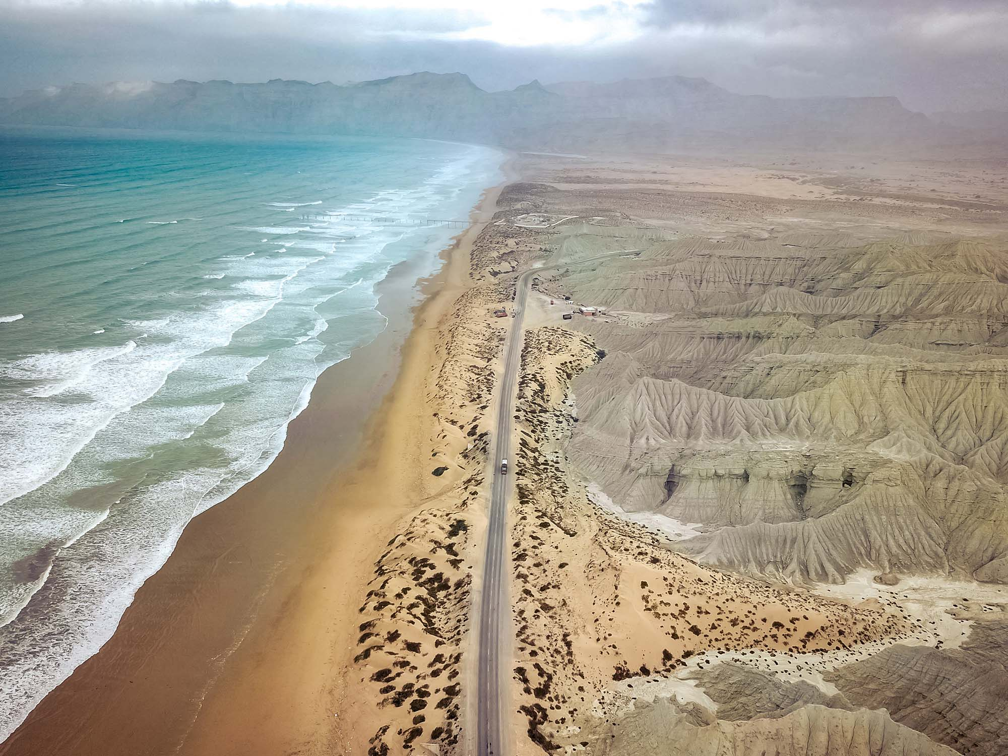 Top 5 Best Hidden Beaches In Balochistan top-5-best-hidden-beaches-in-balochistan