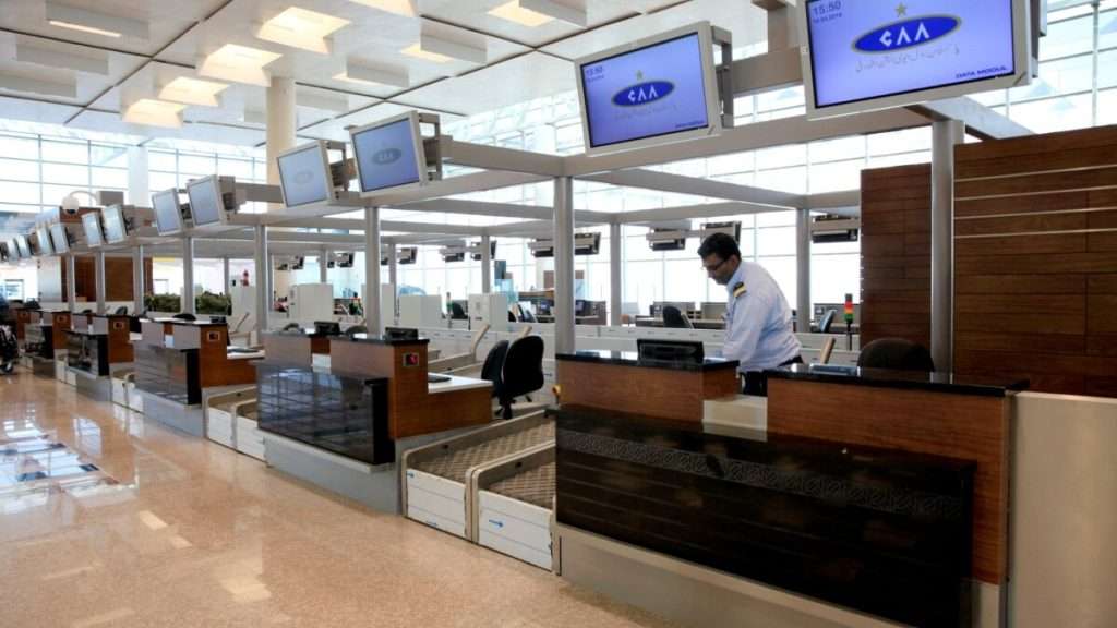 New Airport Fees for Domestic Flights Passengers Announced by CAA Pakistan