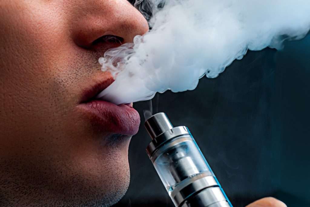E-Cigarettes & Vapes Prohibited for Youth Under 21 in Pakistan