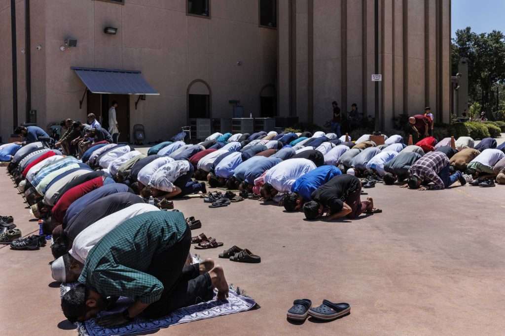 Pakistan to Hold Namaz e Istisqa Prayer for Rain on Jan 26th