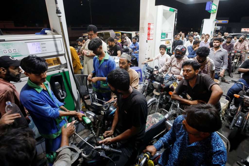 February 1, 2024: Petrol Price in Pakistan Surges by Rs 13