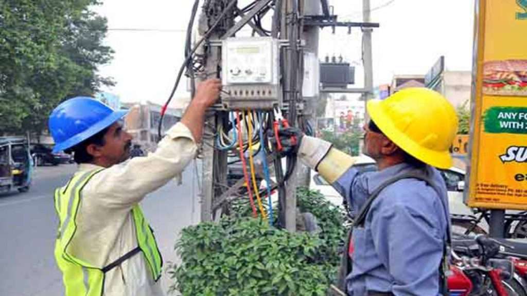 Rise in Pakistan’s Electricity Prices: Power Tariff to Increase by Rs 7 Per Unit