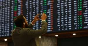 Record-Breaking 72,000 Points: Pakistan Stock Exchange Hits Historic High