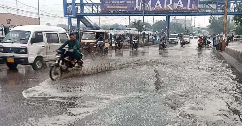 Weather Forecast: Westerly Wave to Bring Rain and Thunder to Karachi, Hyderabad