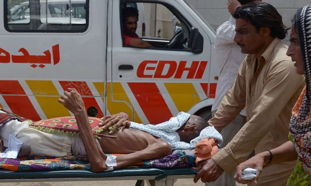 Karachi Establishes Heat Stroke Wards Amid Heatwave Warning