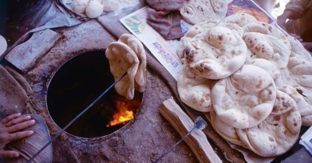 Commissioner Karachi Announce New Rates for Roti & Naan