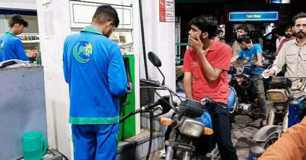 Good News for Pakistanis! Petrol Price Drops to Rs 273.10 per Liter