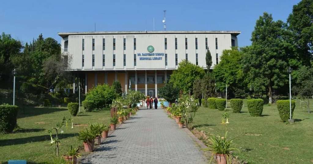 Quaid-i-Azam University Islamabad Seeks Government Financial Support During Crisis