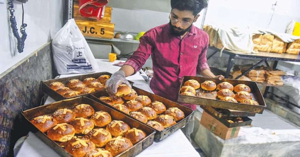 After Roti, Bread Prices Drop in Punjab: Check Latest Bakery Items Rates!