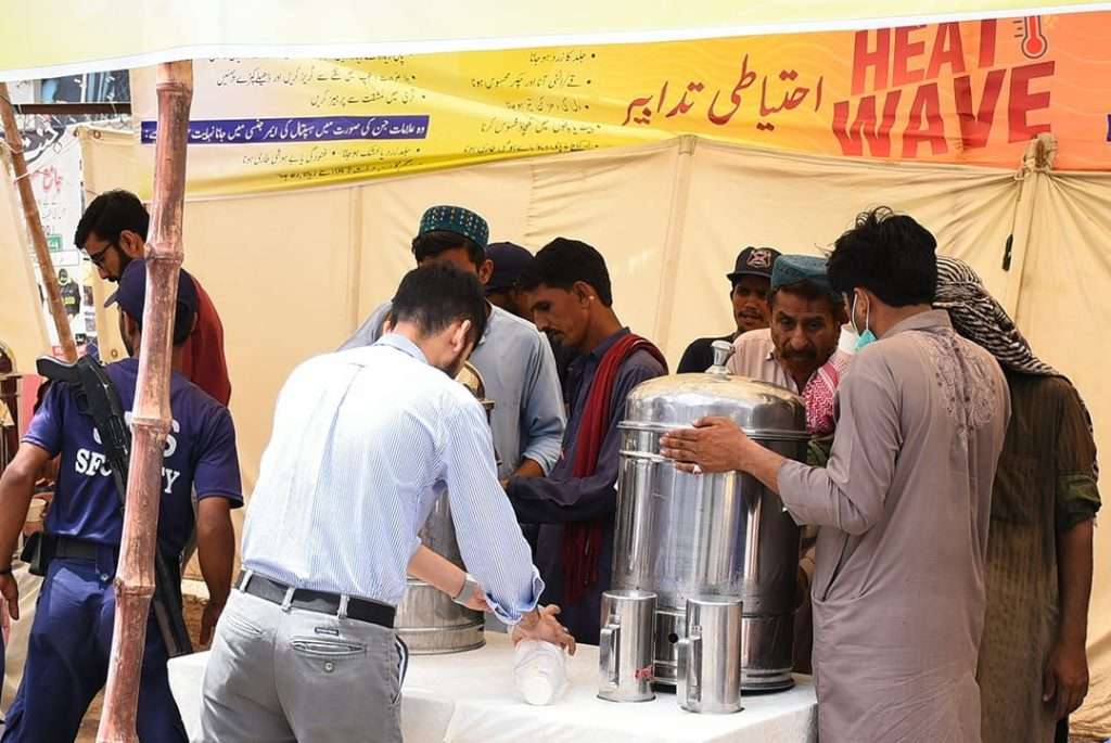 Sindh Intense Heatwave: Over 1,000 Relief Camps Established