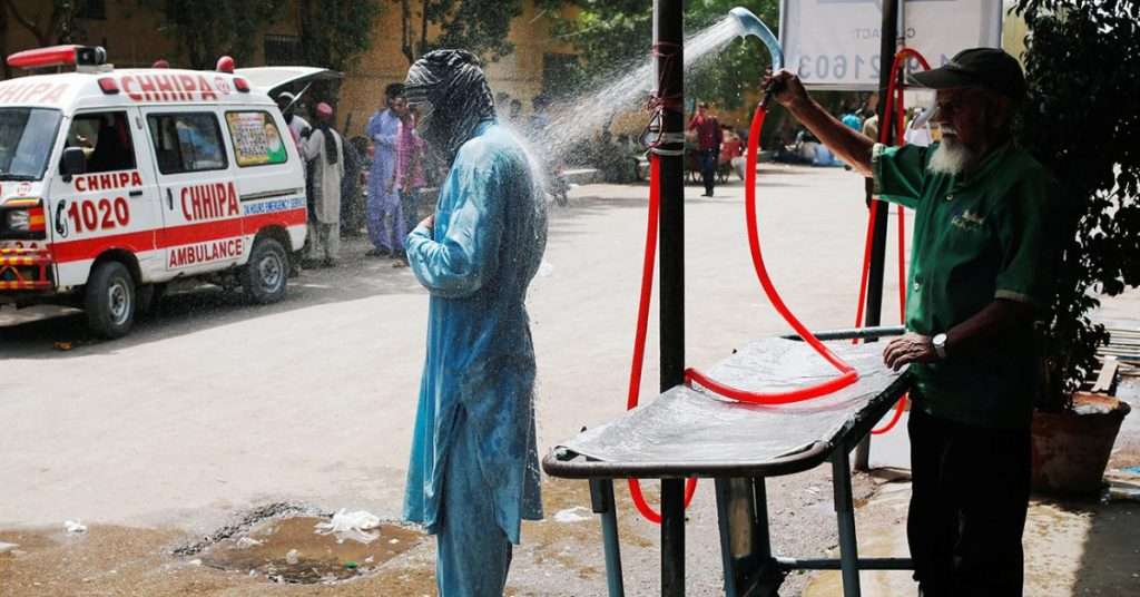 Heatwave Alert! Karachi Sizzles as Temperature to Reach 40°C Today