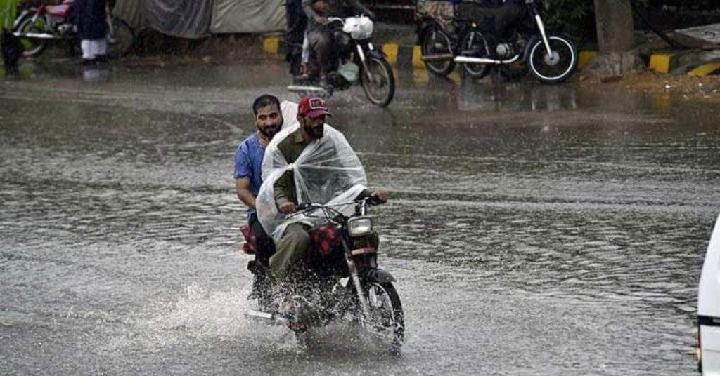 Karachi Heatwave Relief? Monsoon Rains Predicted for July 19th & 20th