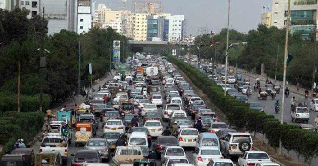 Shahrah-e-Faisal Traffic Update: Baloch Colony Bridge Closed – Check Alternate Routes!