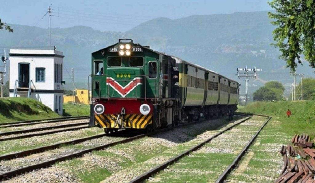 Lahore to Larkana Special Train on 27 Dec : Benazir Bhutto’s Death Anniversary