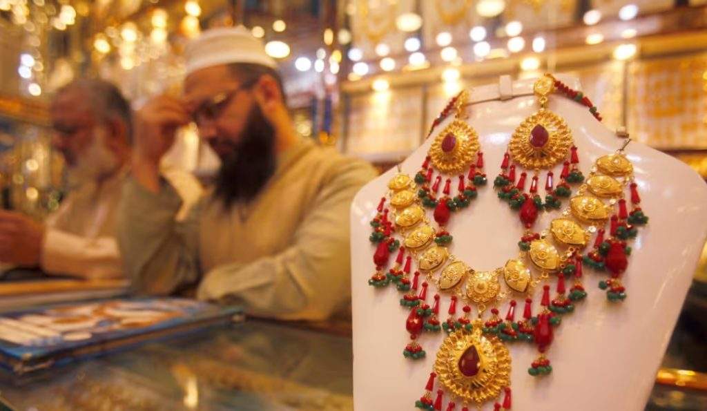 Gold Rates in Pakistan Drop Significantly: Check Latest Price!