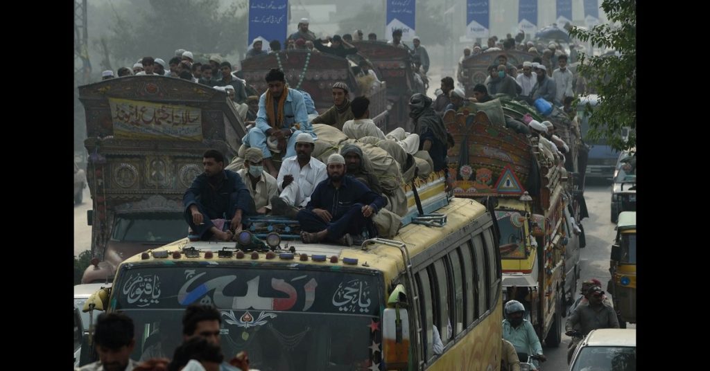 Tablighi Ijtema Raiwand: First Phase Ends with Final Dua by Maulana Ibrahim Daulia