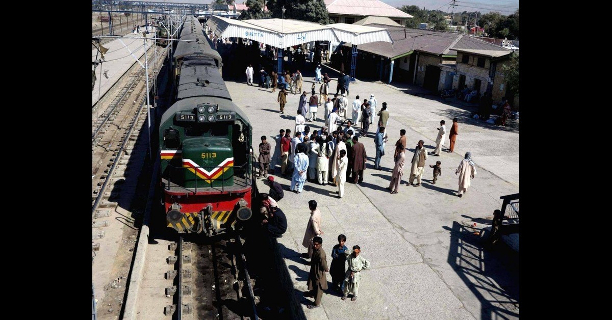 Quetta Train Service Stopped Across Pakistan