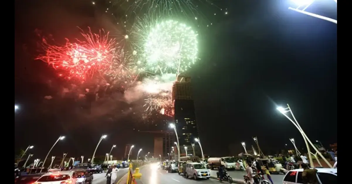 New Year 2025 Fireworks in Karachi Locations and Details!