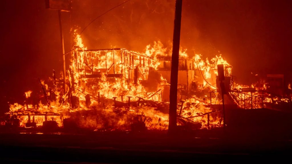 Los Angeles Wildfire Death Toll Reaches 7 as Flames Devastate the Region