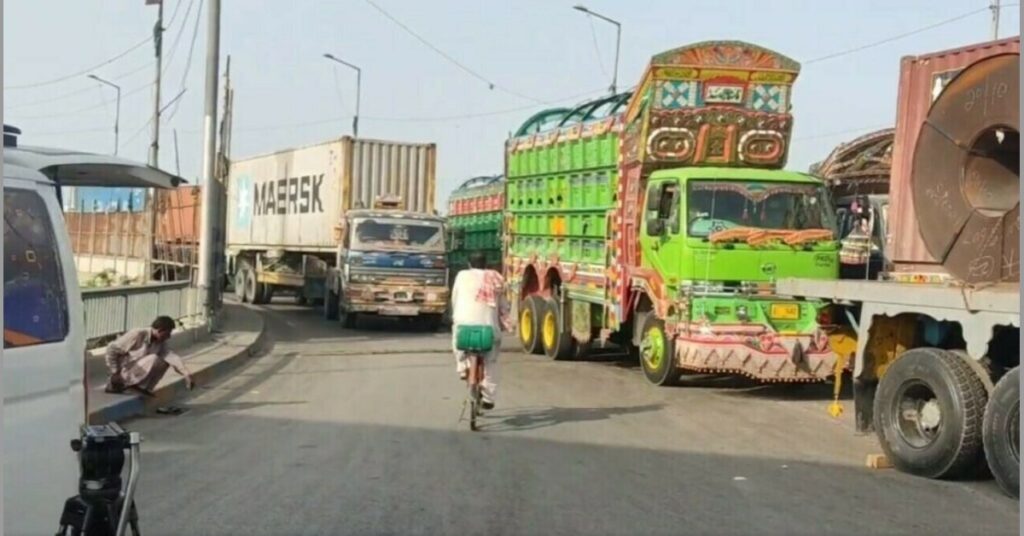 Sindh Government Makes Vehicle Fitness Certificate Mandatory for Heavy Transport Vehicles
