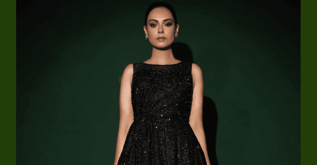 Amar Khan’s Islamabad Hailstorm Dance Video Goes Viral — Fans Label It ‘Allah Ka Azaab