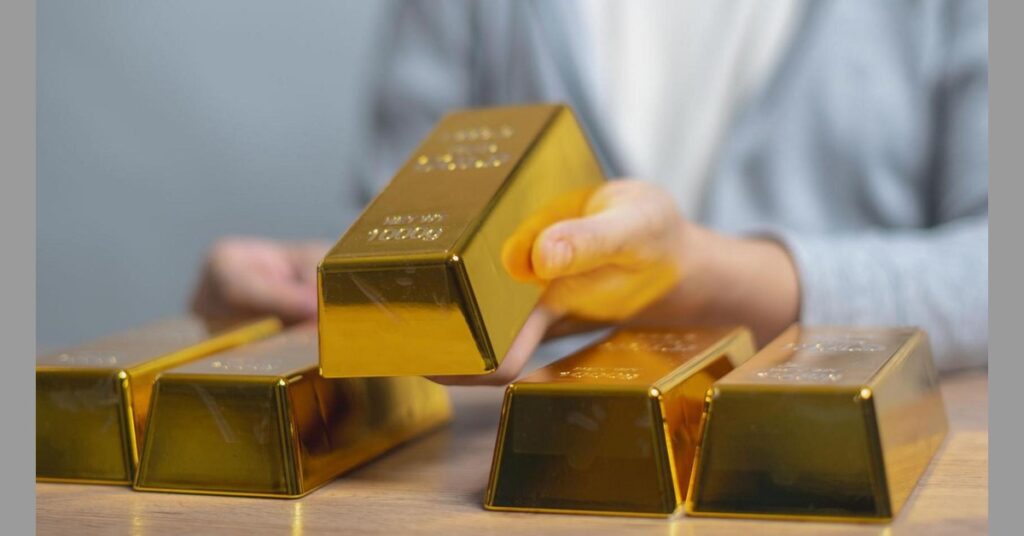 Gold Price in Pakistan Drops by Rs. 3,000 per Tola