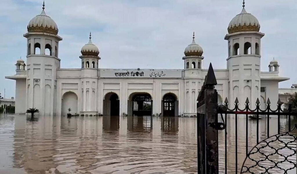 Kartarpur Corridor Under Water: Ravi Flood Threatens Shahdara Lahore
