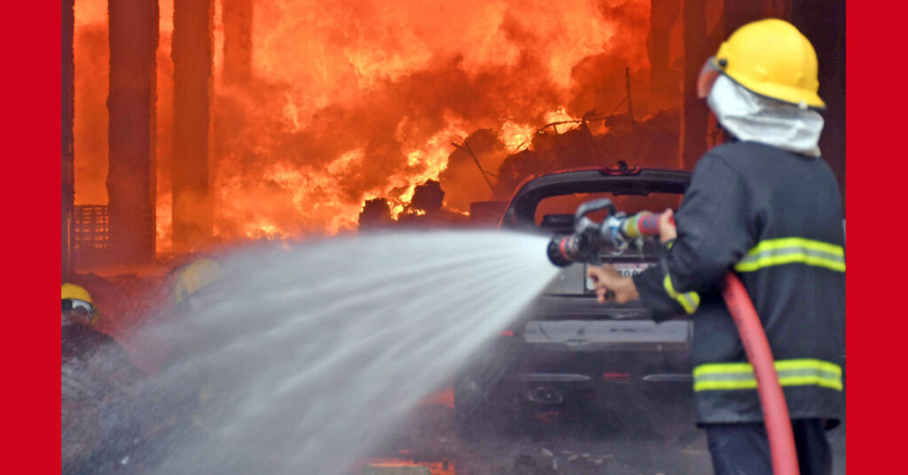 New Karachi Factory Fire: Garments Unit Collapses, Five Injured