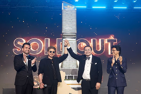 Shahrukhz by Danube: SRK Dubai Tower Breaks Records, Fully Sold Out on Day One at PKR 15,900 Crore