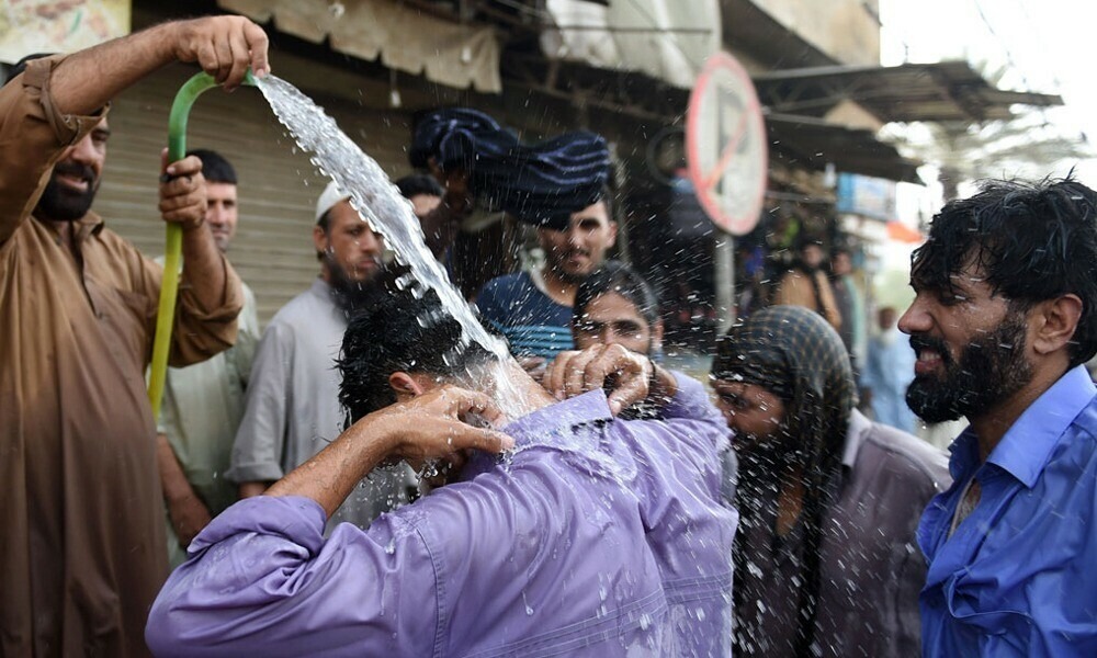Karachi Heatwave Alert: Temperature May Soar to 38°C Today