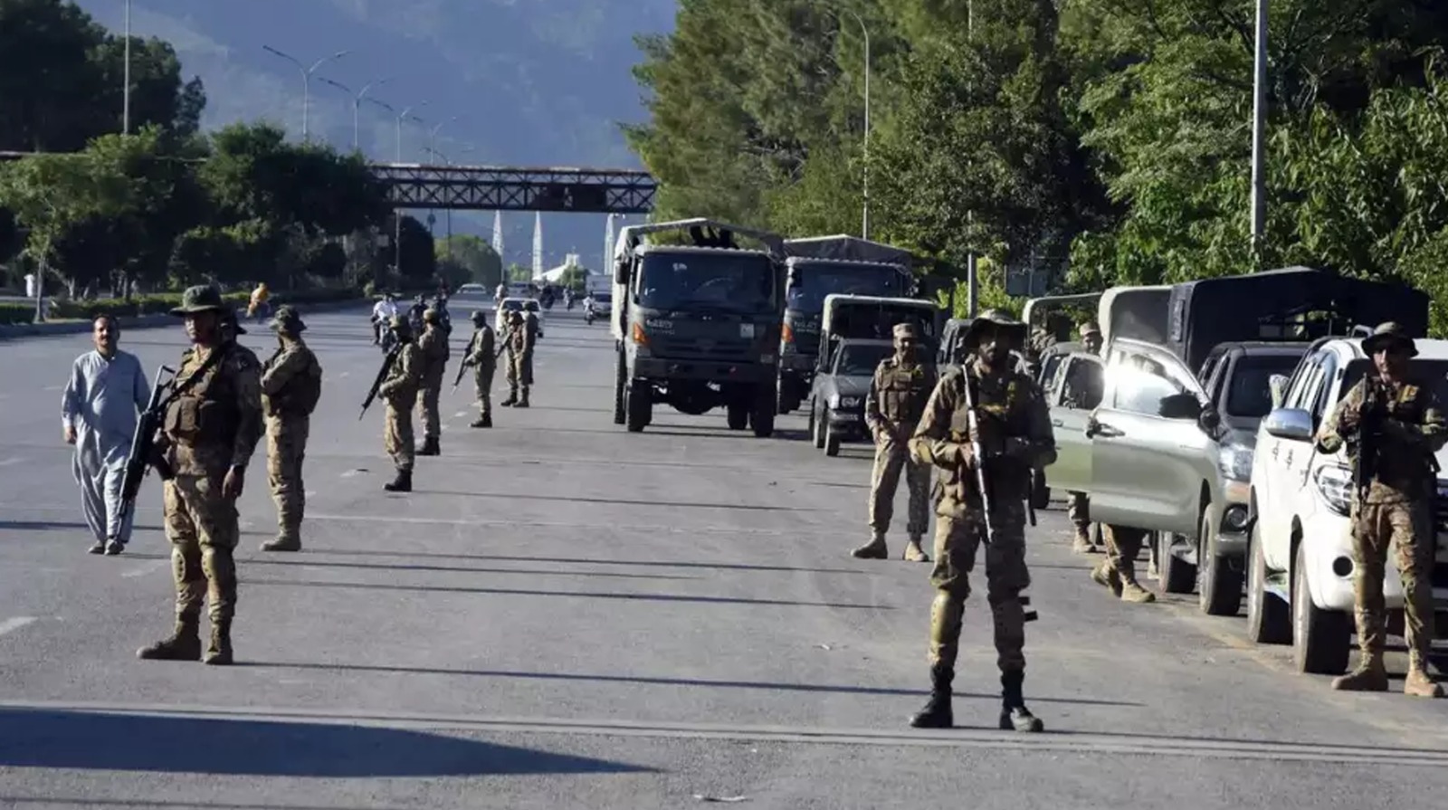 High Alert in Islamabad: Red Zone Sealed in Twin Cities as US-Iran Negotiations Face Fresh Uncertainty