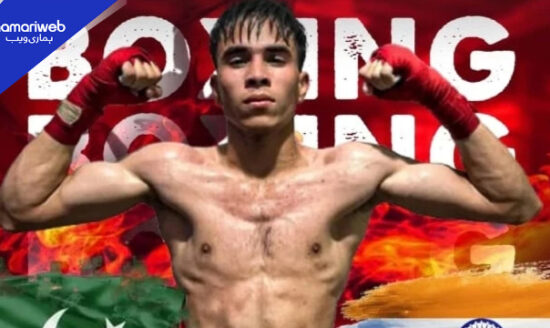 WATCH: Pakistani Boxer Sameer Khan Wins Hearts by Rescuing Indian Flag from the Ground