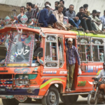 Public Transport Strike in Karachi After Failed Talks With Traffic Police, Commuters Face Daily Travel Problems