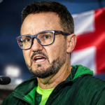 England Wants Pakistan Head Coach Mike Hesson? ECB Shortlists Him for Top Job