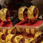 Gold Prices Surge for Seventh Straight Day, Crossing Rs 463,000 Per Tola
